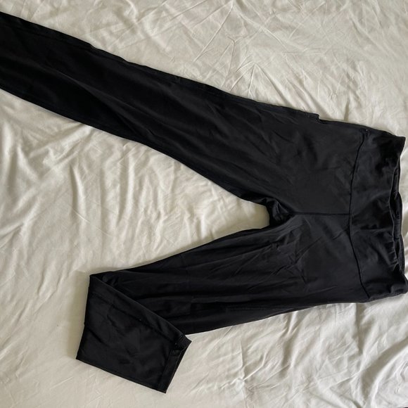 Athleta Salutation Stash 7/8 Tight - Size Large Tall - Like New! - Picture 3 of 3